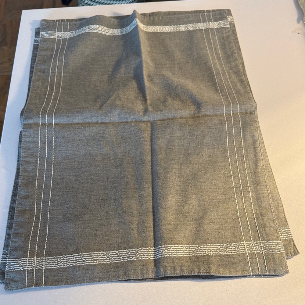Coyuchi Gray Table Placemat with White Stitching